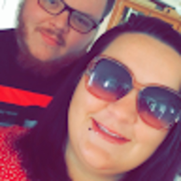 Meet your Posher, Hunter - Picture 1 of 1